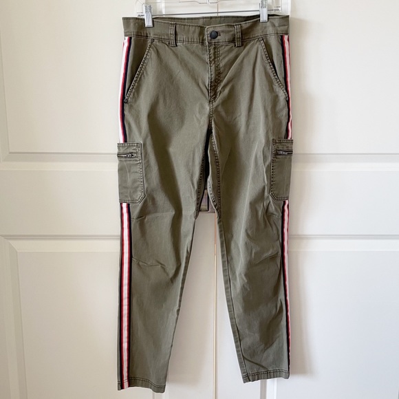 Athleta Cargo Summit Pant - Picture 2 of 15